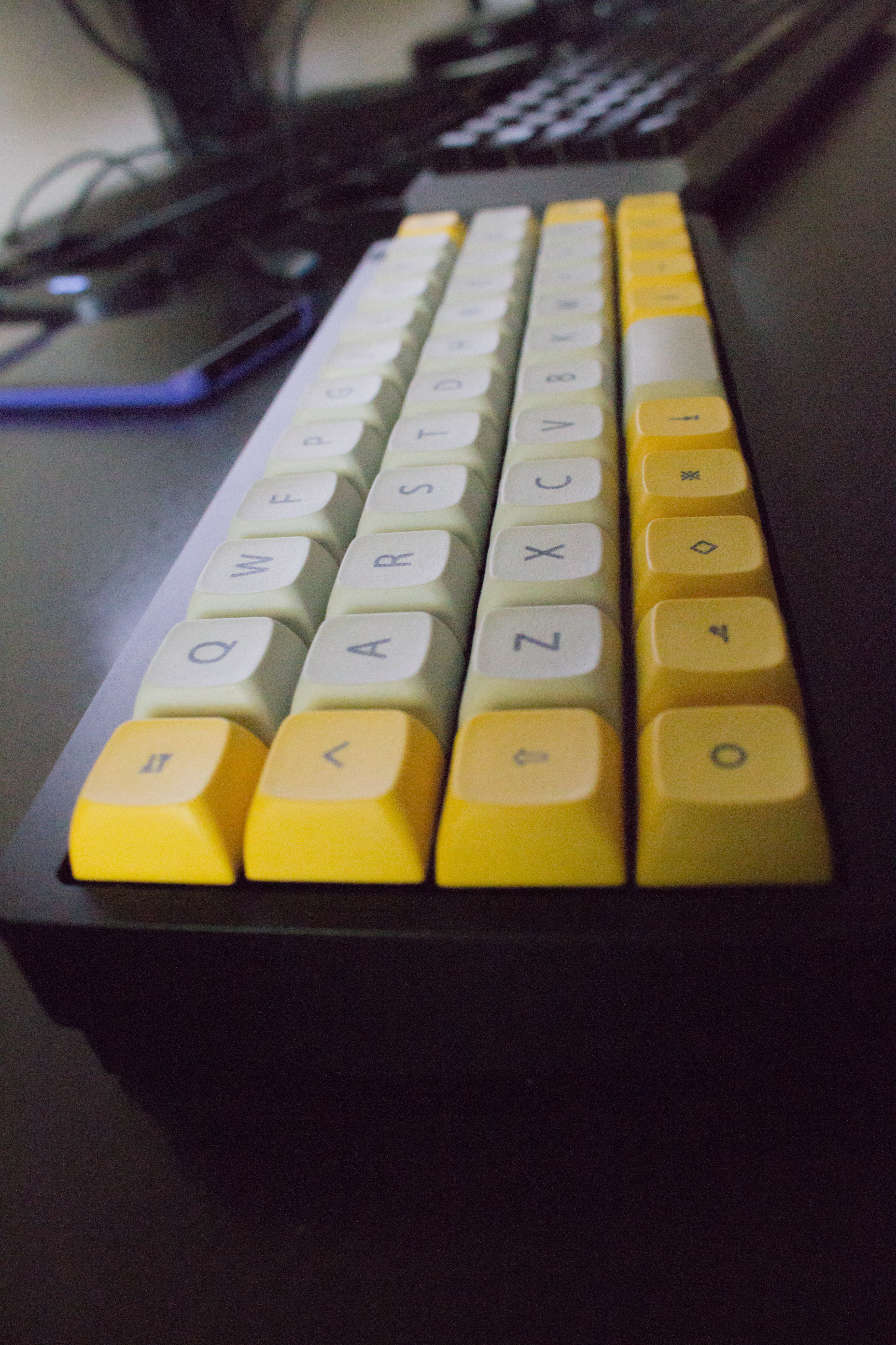 Niu sideview1